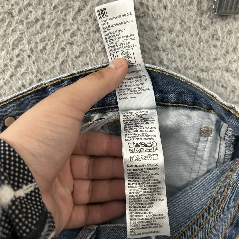 Levis Jeans Mens 32x36 Blue Denim 550 Relaxed Fit American Work Wear Light Wash - Picture 9 of 11